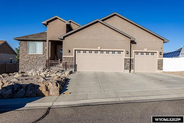 $495,000 | 108 Chardonnay Lane, Rock Springs, WY 82901