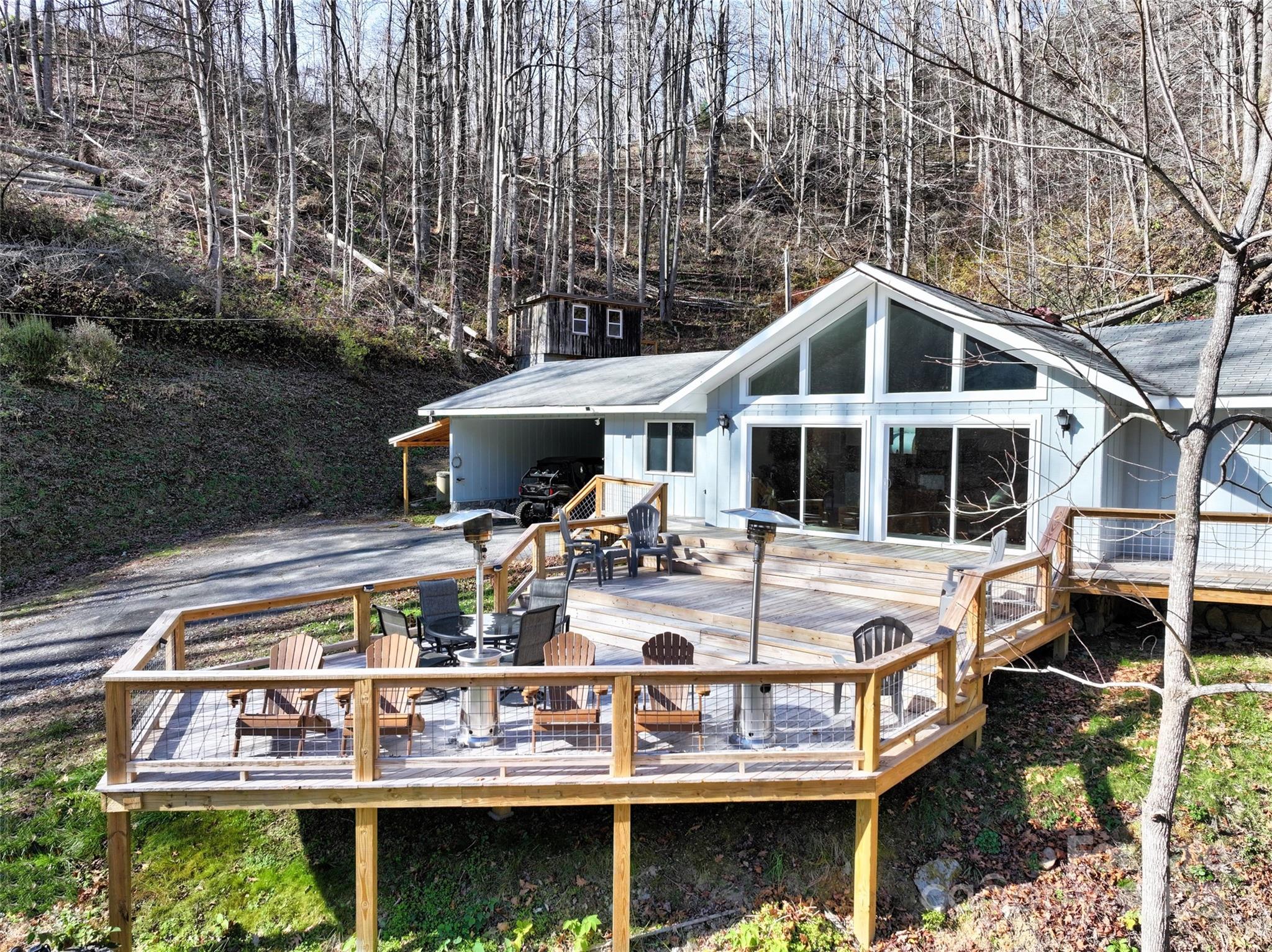 2201 Pigeon Roost Road Green Mountain, NC 28740 - Photo 1 of 36