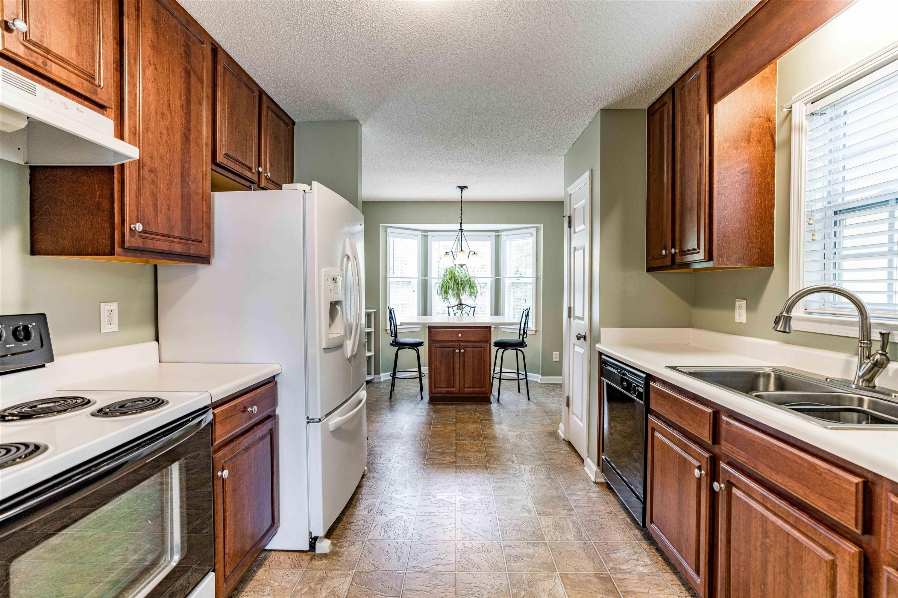 117 Gentle Rio Court Garner, NC 27529 - Photo 9 of 34 Photo 9