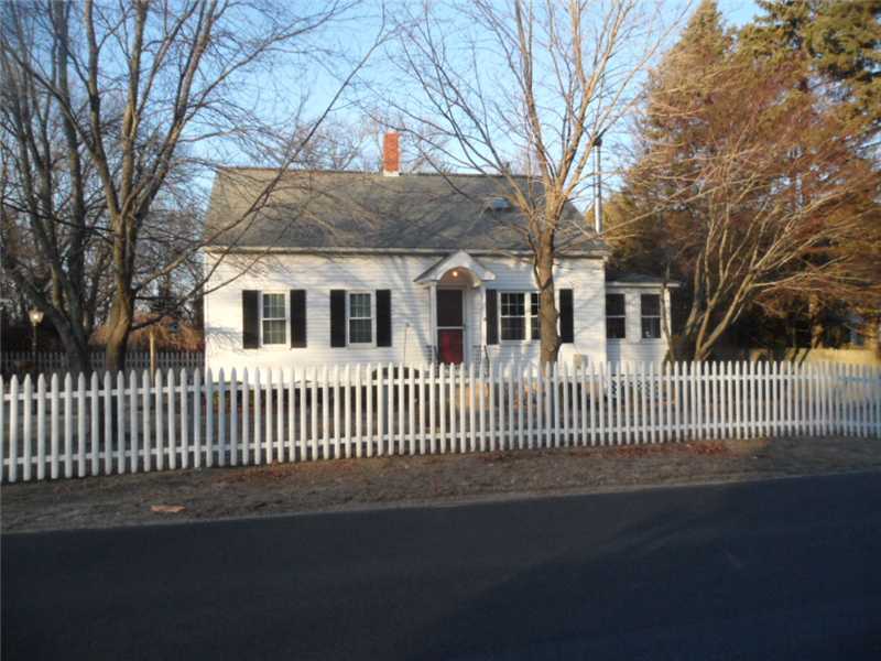 301 Crompton Road East Greenwich, RI 02818 - Photo 4 of 10 Exterior Front.