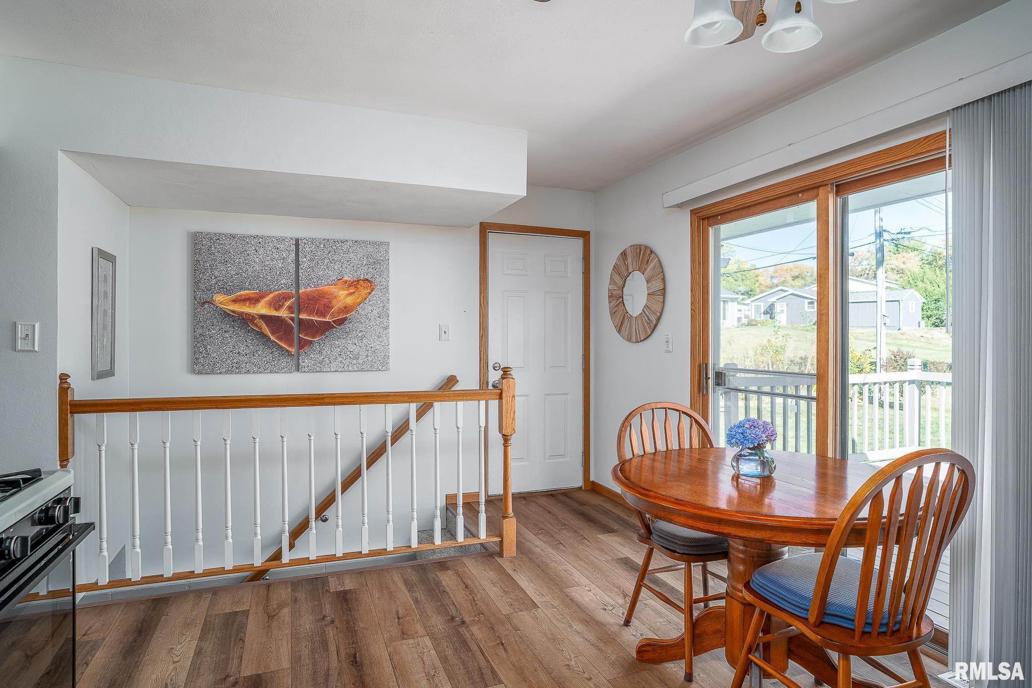 208 Westerfield Road Davenport, IA 52806 - Photo 9 of 22 Gallery Image 9