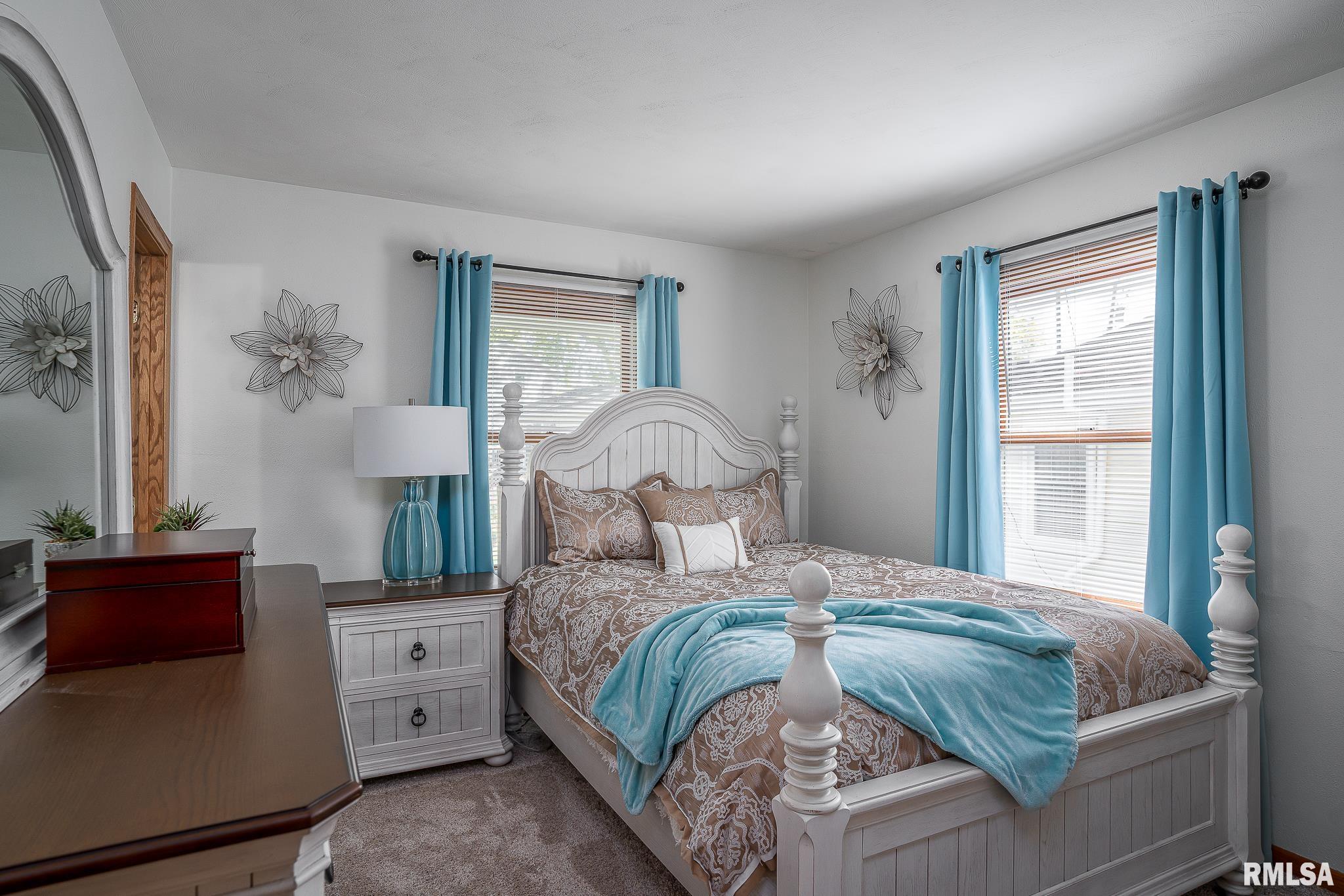 208 Westerfield Road Davenport, IA 52806 - Photo 10 of 22 Gallery Image 10