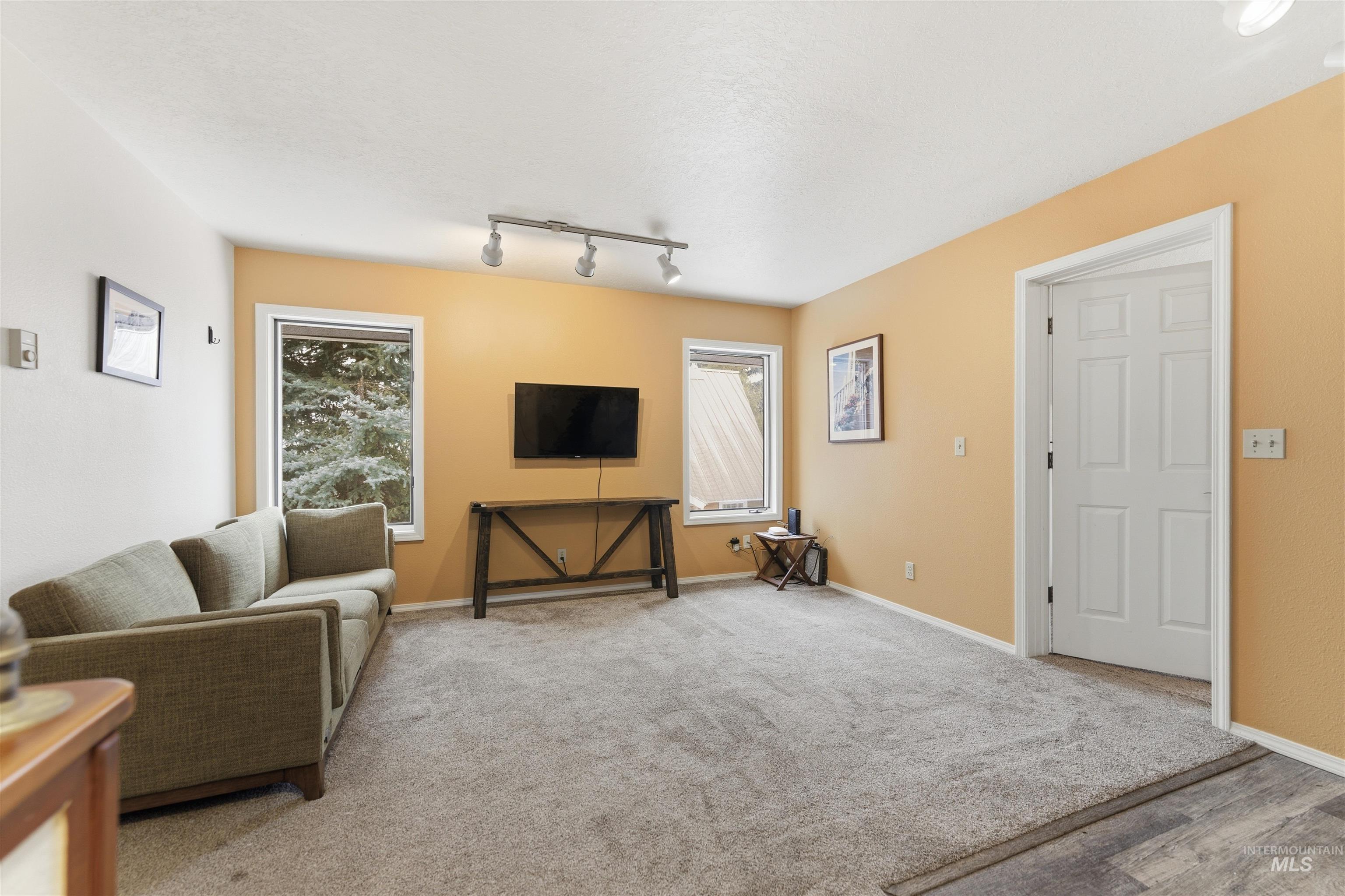 1658 Timber Circle McCall, ID 83638 - Photo 18 of 37