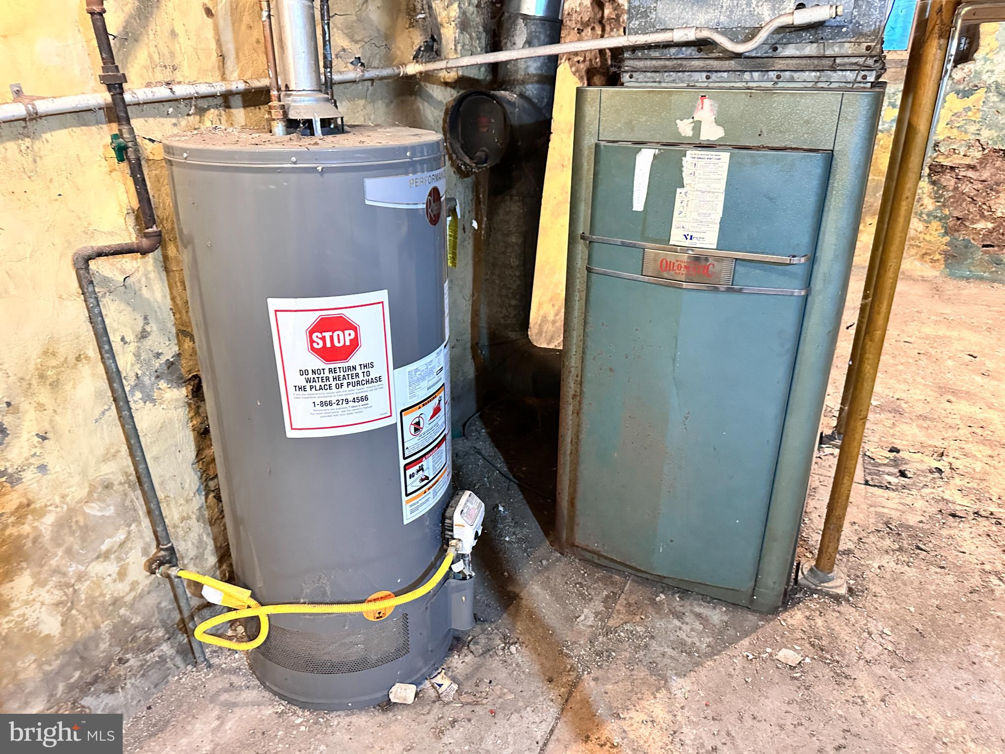 313 Park Avenue Lebanon, PA 17042 - Photo 13 of 22 a view of water heater room