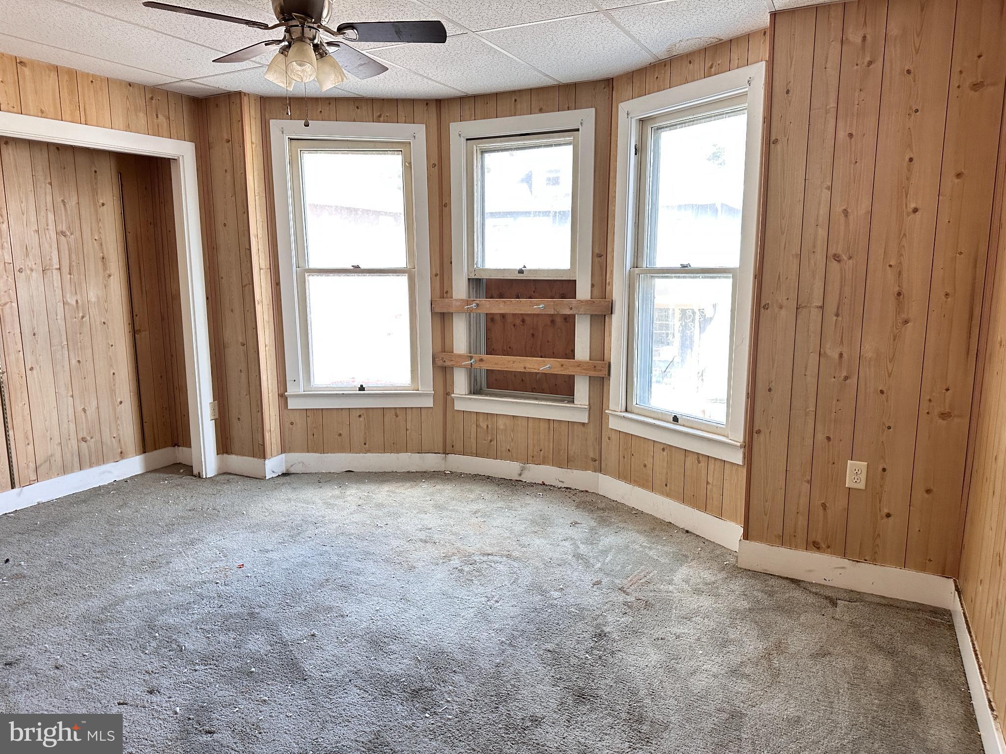 313 Park Avenue Lebanon, PA 17042 - Photo 14 of 22 an empty room with windows