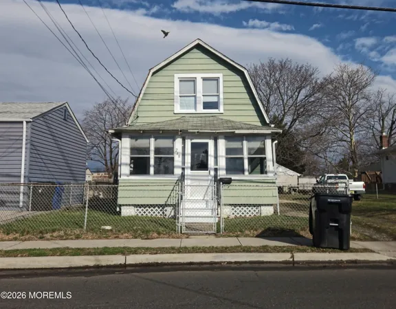 $229,000 | 248 Thompson Avenue, North Middletown, NJ 07748