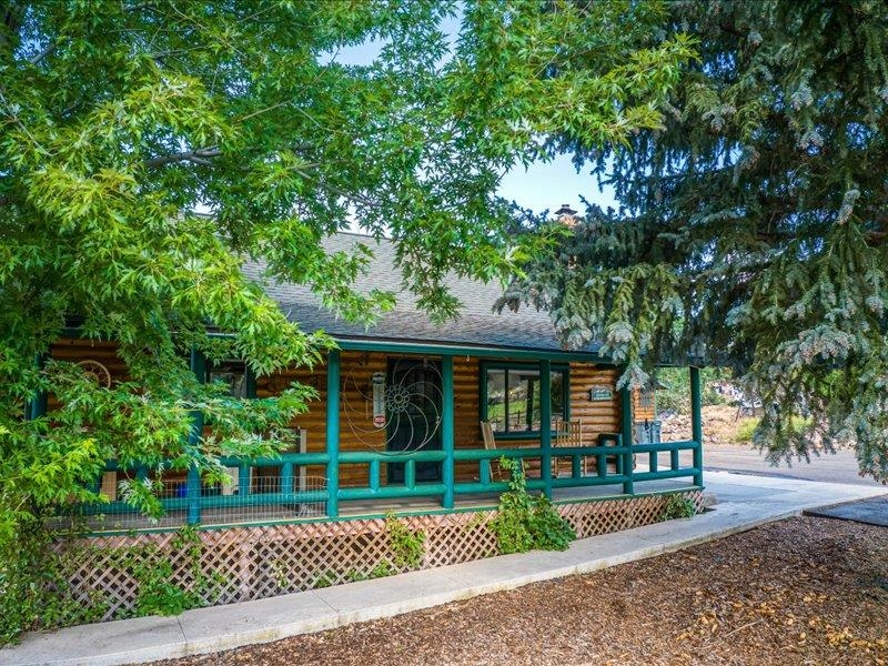 17969 Surface Creek Road Cedaredge, CO 81413 - Photo 28 of 34