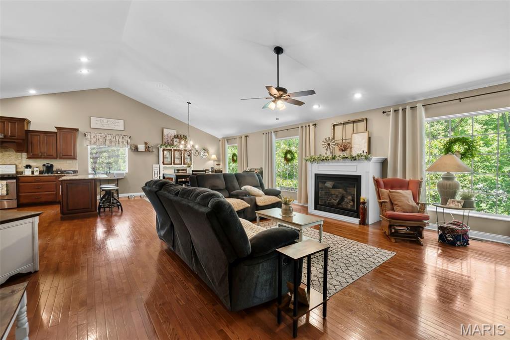 201 Estate Drive Chester, IL 62233 - Photo 25 of 47