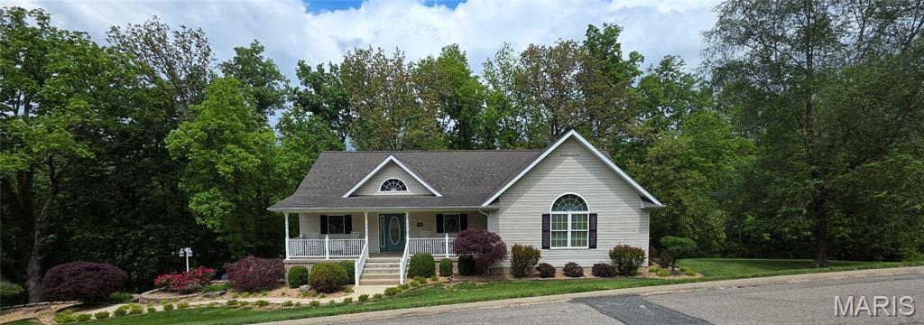 201 Estate Drive Chester, IL 62233 - Photo 3 of 47