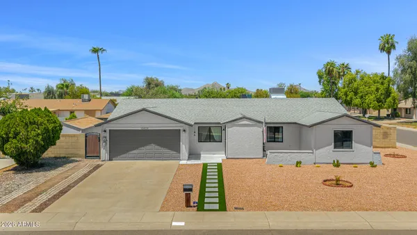 $665,000 | 13828 North 41st Place, Phoenix, AZ 85032