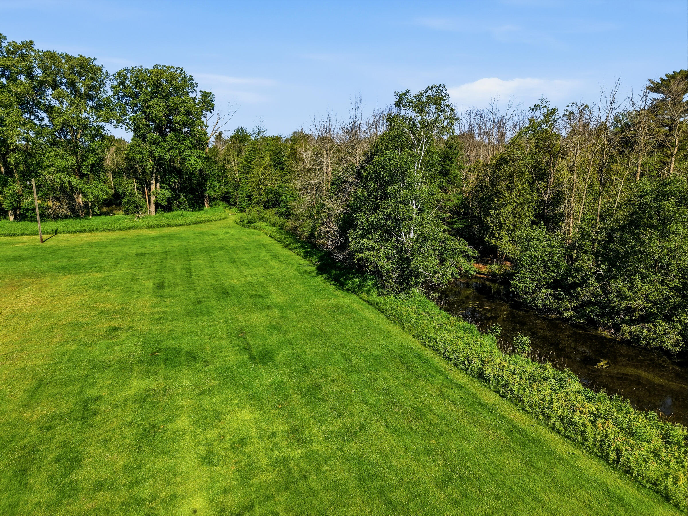 3220 10th Street Two Rivers, WI 54241 - Photo 41 of 47 322010th-37