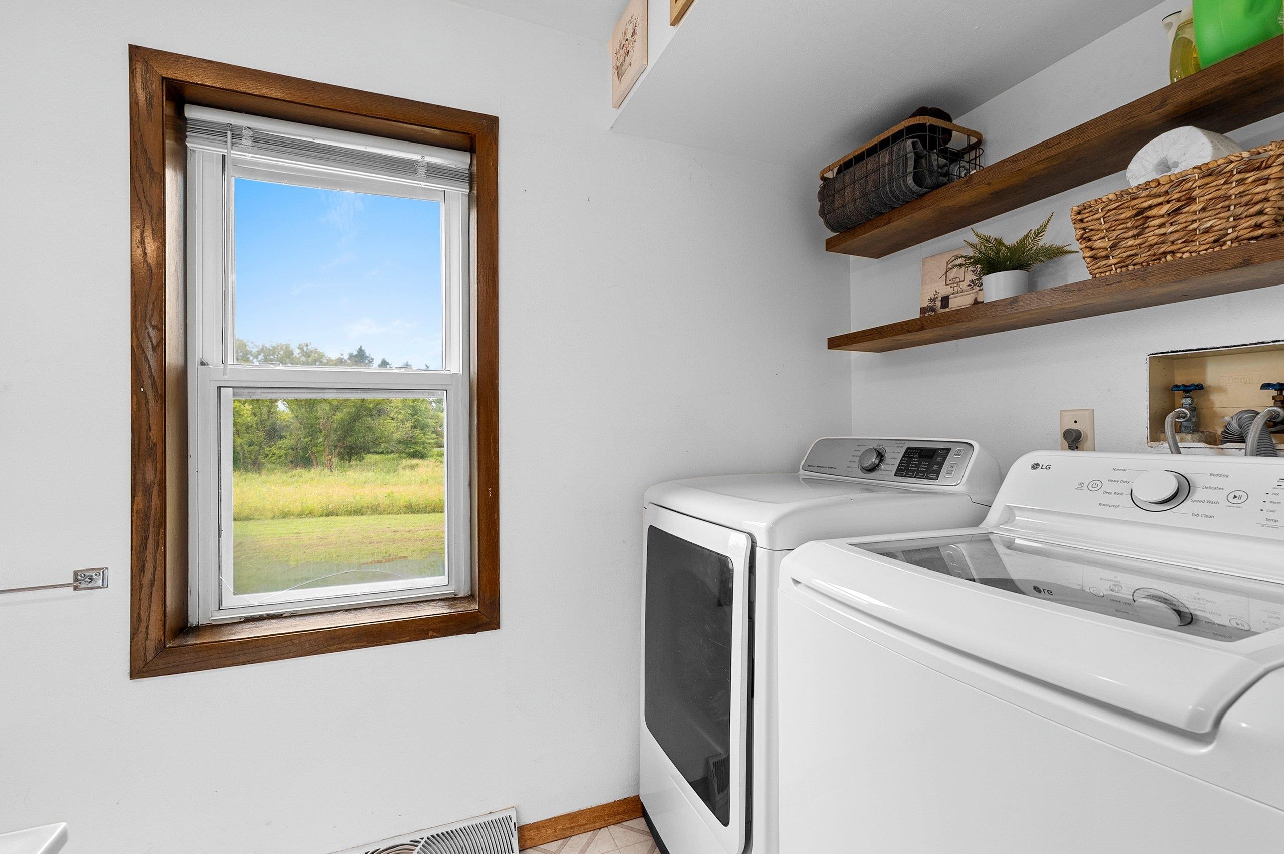 W10057 Baler Road Hortonville, WI 54944 - Photo 22 of 73 Gallery Image 22