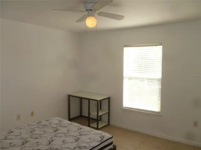 $2,400 | 3800 Southwest 20th Avenue, Unit 411, Gainesville, FL 32607