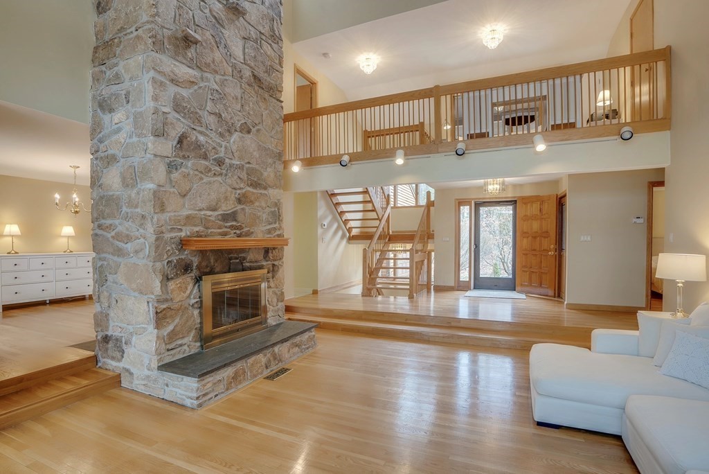 11 Pomeroy Road Andover, MA 01810 - Photo 15 of 41