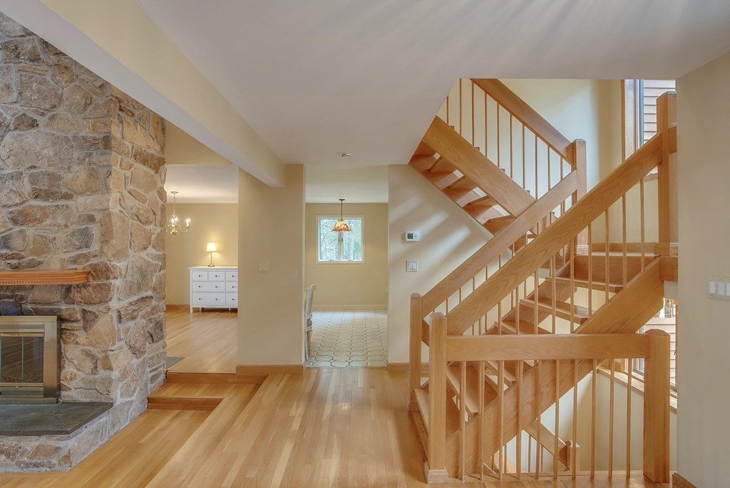 11 Pomeroy Road Andover, MA 01810 - Photo 16 of 41