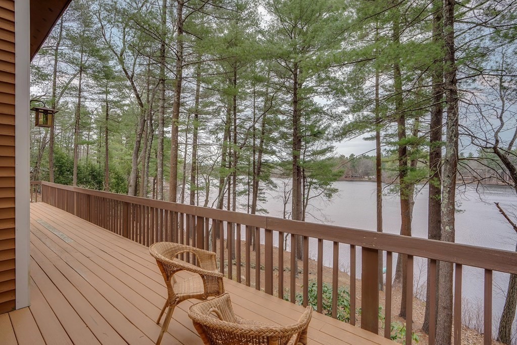 11 Pomeroy Road Andover, MA 01810 - Photo 19 of 41