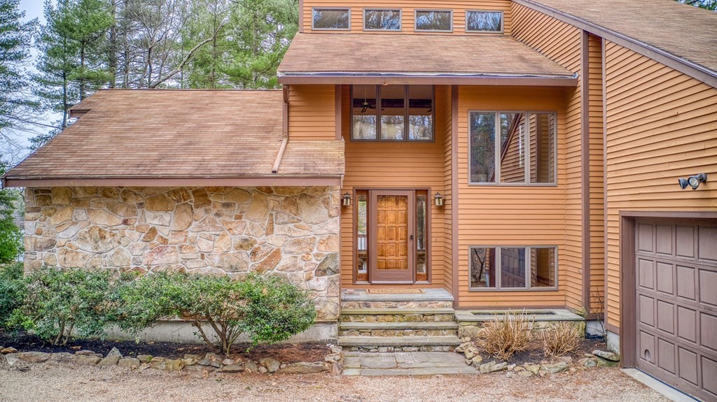 11 Pomeroy Road Andover, MA 01810 - Photo 2 of 41