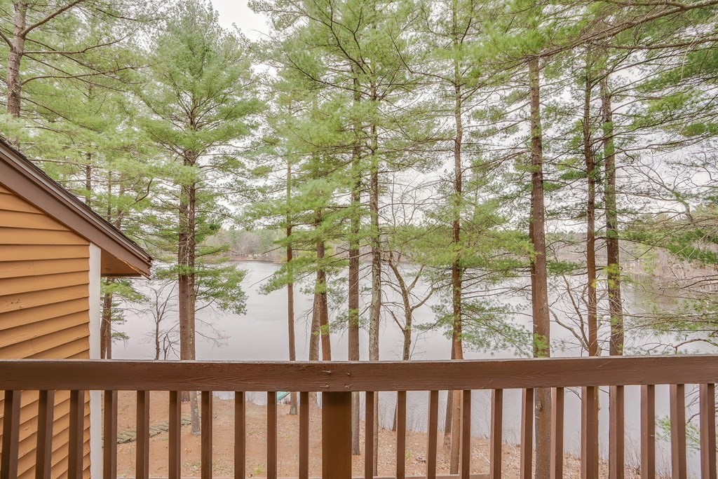 11 Pomeroy Road Andover, MA 01810 - Photo 27 of 41