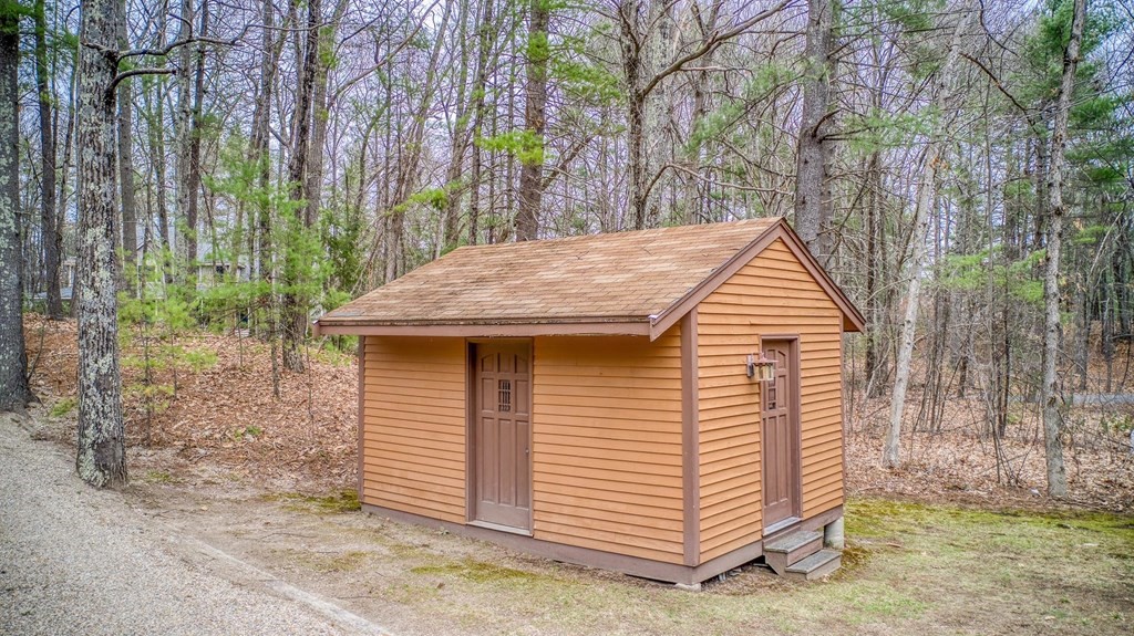 11 Pomeroy Road Andover, MA 01810 - Photo 4 of 41