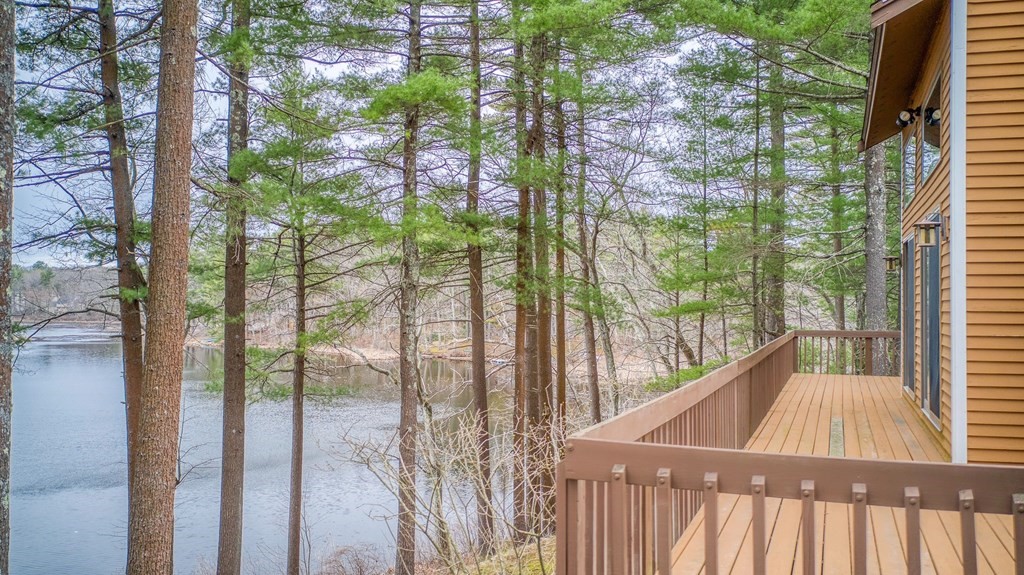 11 Pomeroy Road Andover, MA 01810 - Photo 7 of 41