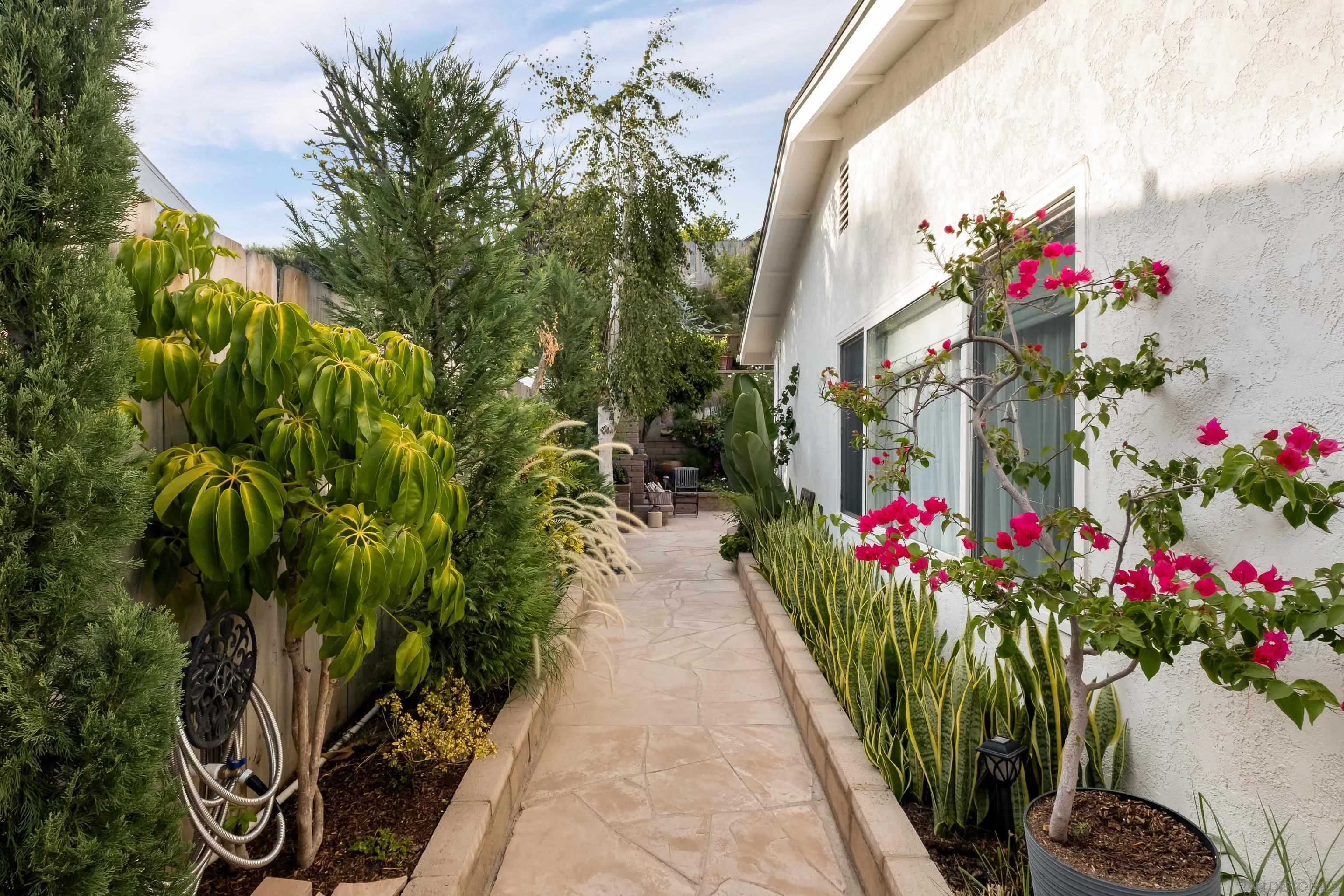 9140 Inverness Road Santee, CA 92071 - Photo 35 of 44 Gallery Image 35