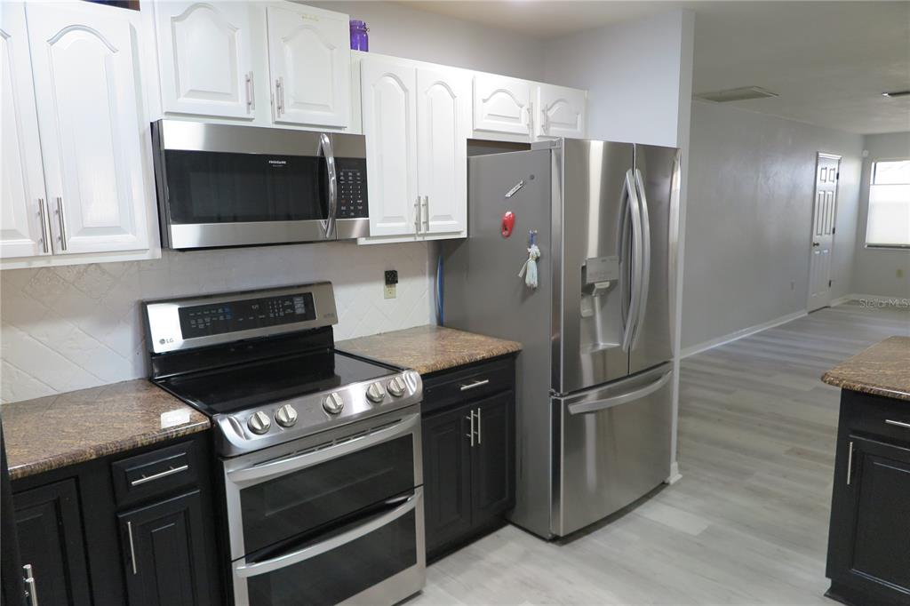 8215 Southwest 47th Road Gainesville, FL 32608 - Photo 11 of 36
