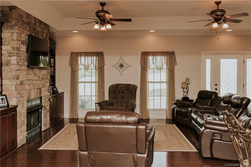 6095 Crayton Road Mount Pleasant, NC 28124 - Photo 6 of 35 Gallery Image 6