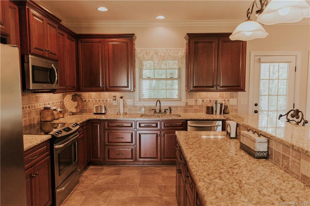 6095 Crayton Road Mount Pleasant, NC 28124 - Photo 8 of 35 Gallery Image 8