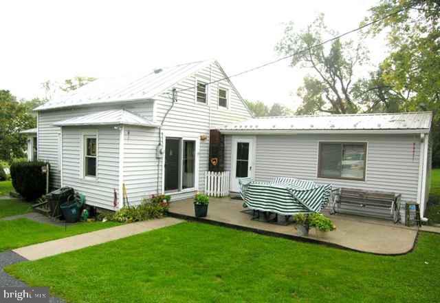 7724 Jonestown Road Harrisburg, PA 17112 - Photo 1 of 12 Gallery Image 1