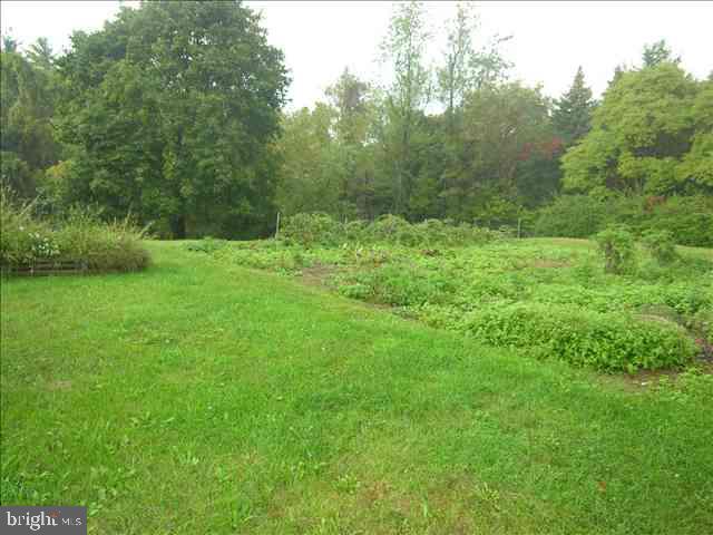 7724 Jonestown Road Harrisburg, PA 17112 - Photo 9 of 12 Gallery Image 9