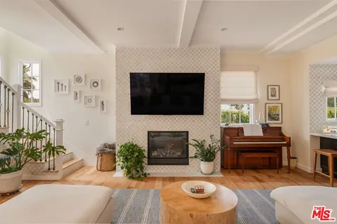 $3,995,000 | 10596 Cushdon Avenue, Los Angeles, CA 90064
