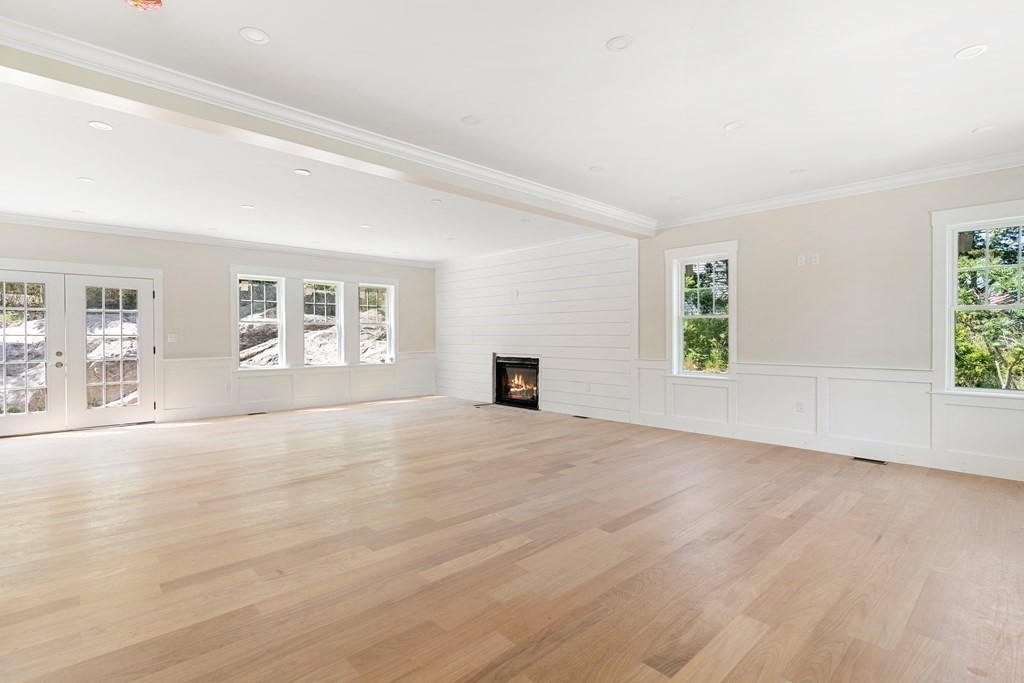 22 Barnstable Road Hull, MA 02045 - Photo 11 of 25 Gallery Image 11