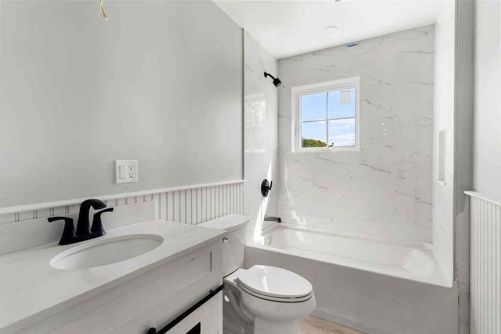 22 Barnstable Road Hull, MA 02045 - Photo 15 of 25 Gallery Image 15