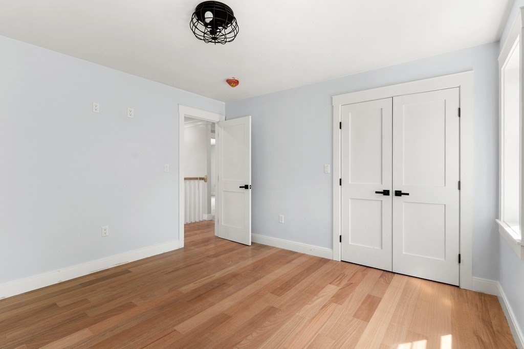 22 Barnstable Road Hull, MA 02045 - Photo 17 of 25 Gallery Image 17