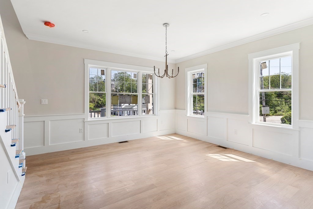 22 Barnstable Road Hull, MA 02045 - Photo 10 of 25 Gallery Image 10