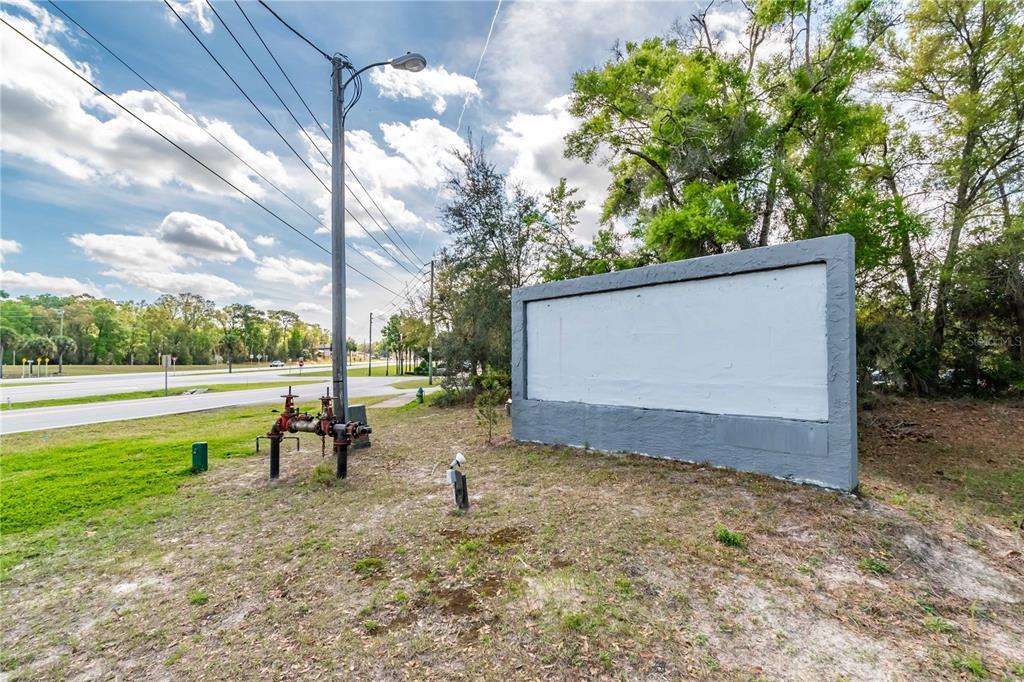 15 Ruckert Circle DeLand, FL 32720 - Photo 45 of 61 a view of backyard with trampoline