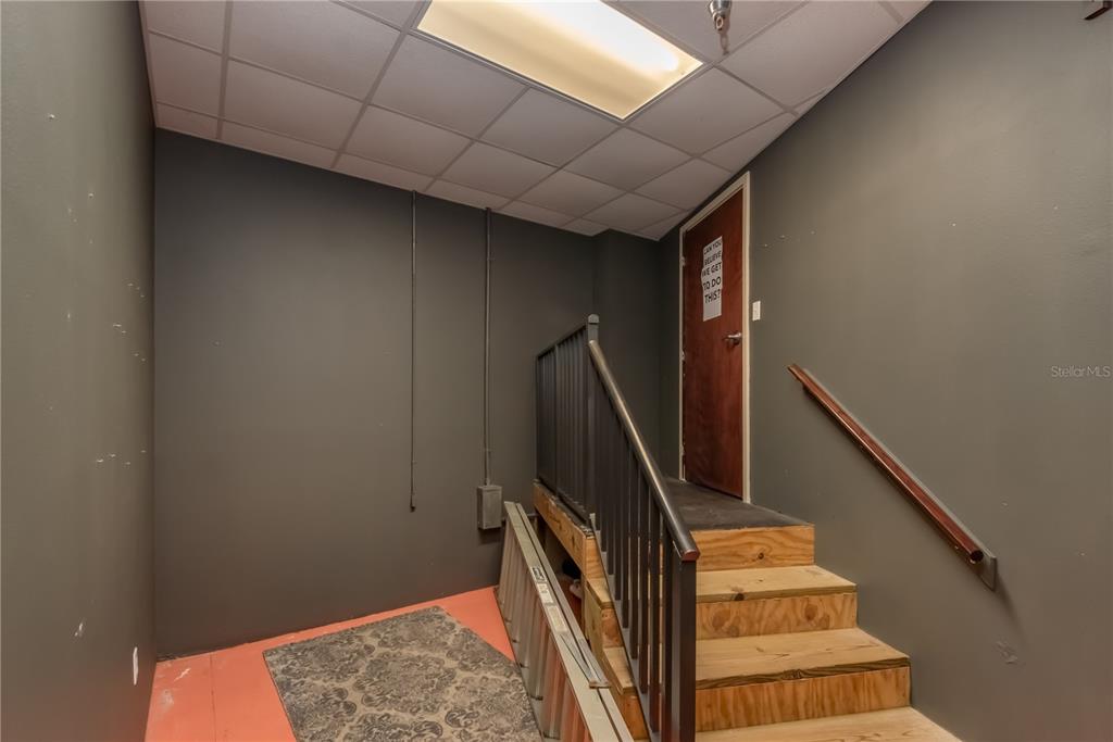 15 Ruckert Circle DeLand, FL 32720 - Photo 10 of 61 a view of entryway
