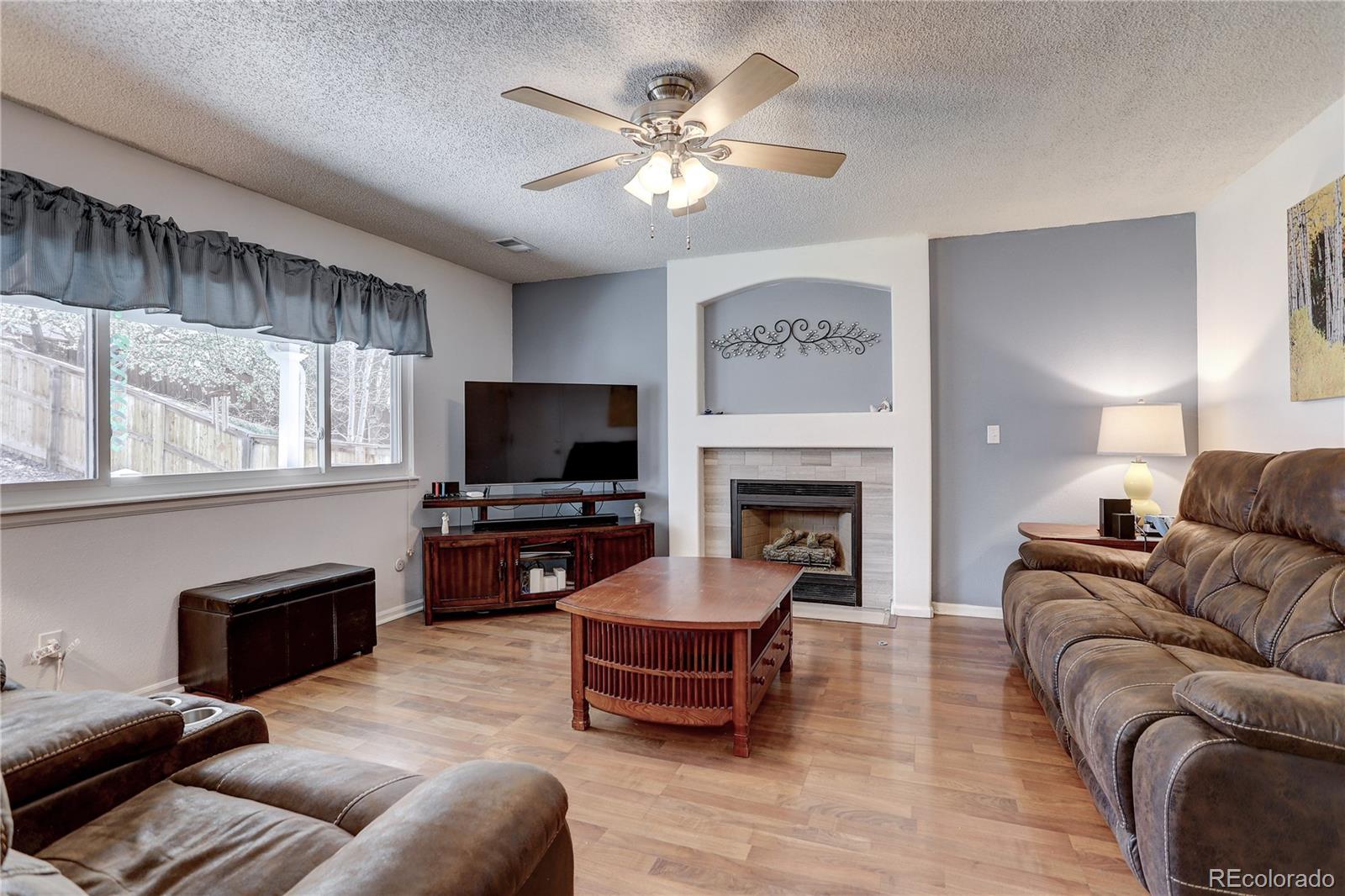 9547 South Castle Ridge Circle Highlands Ranch, CO 80129 - Photo 8 of 24