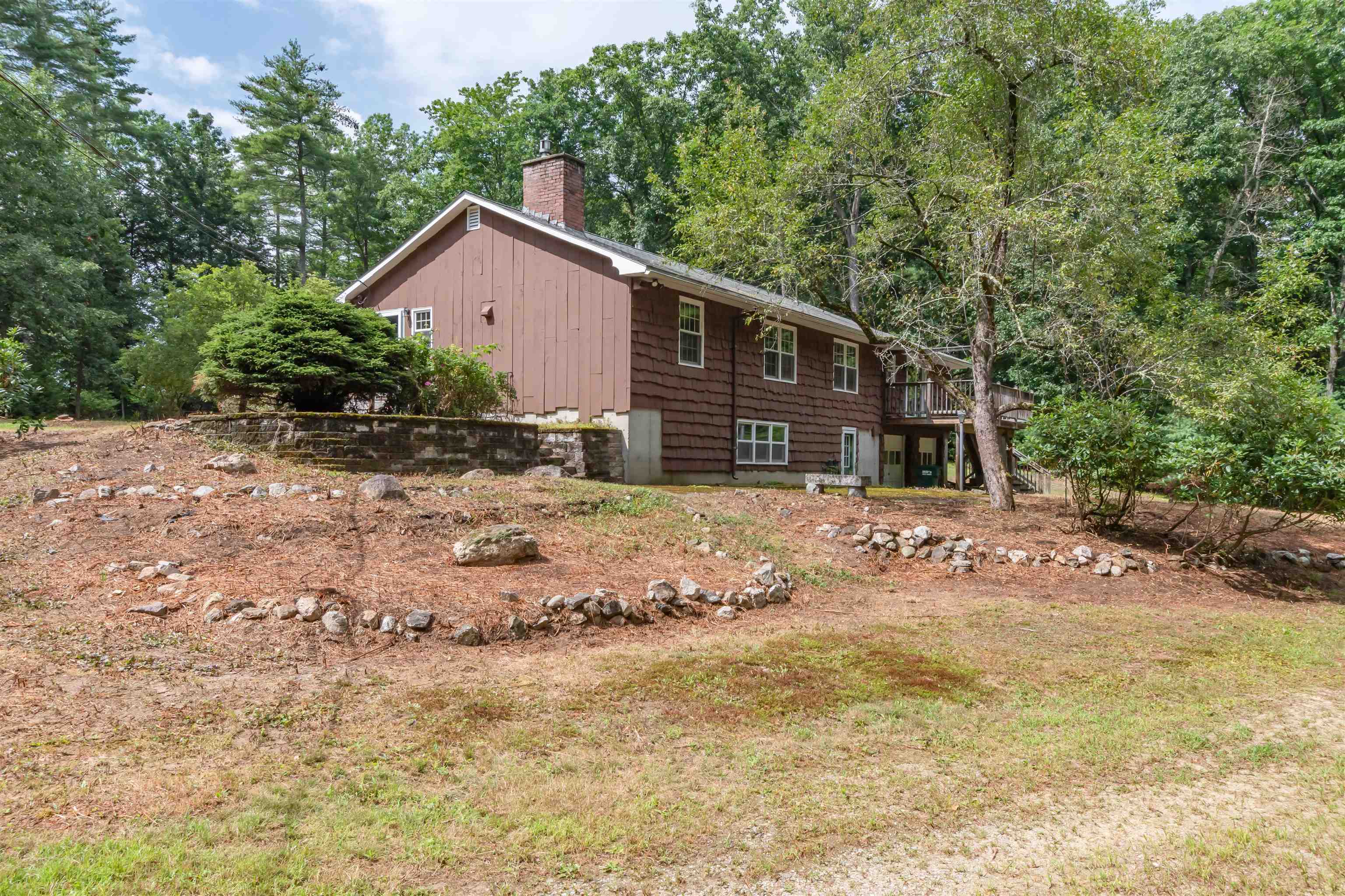 117 Amherst Road Merrimack, NH 03054 - Photo 3 of 37
