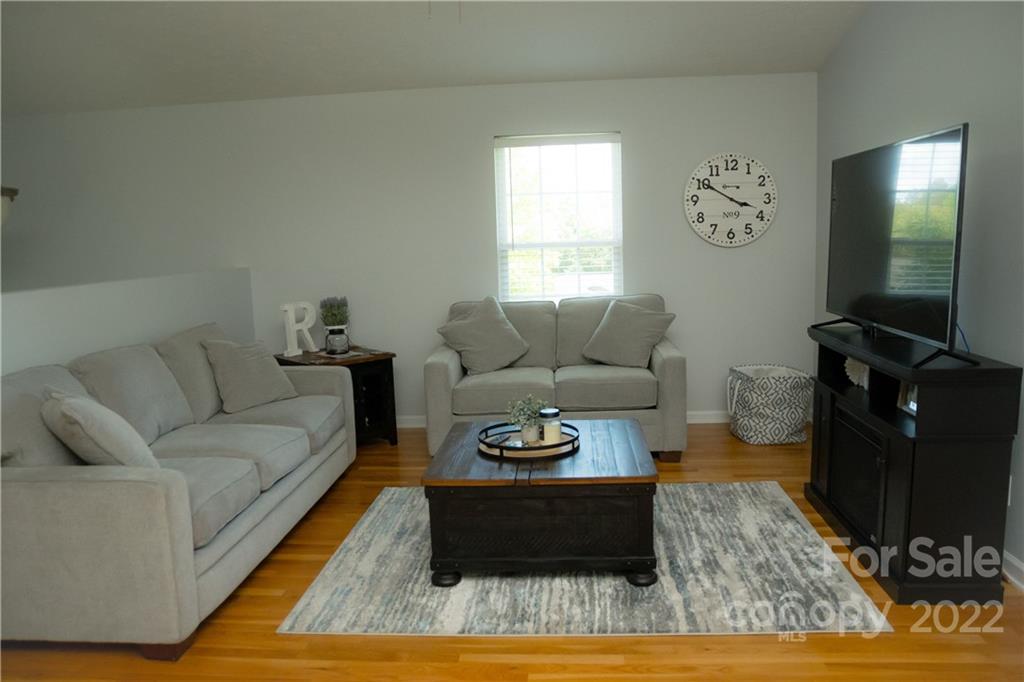 4424 Bridges View Road Morganton, NC 28655 - Photo 7 of 28 Gallery Image 7