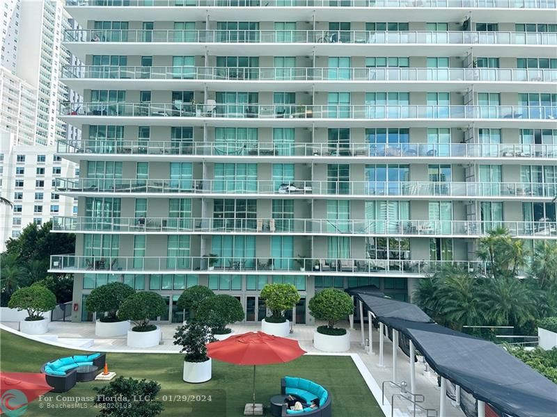 1111 Southwest 1st Ave Unit 1015  