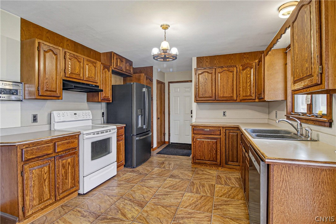 5840 Morris Road Marcy, NY 13403 - Photo 10 of 45