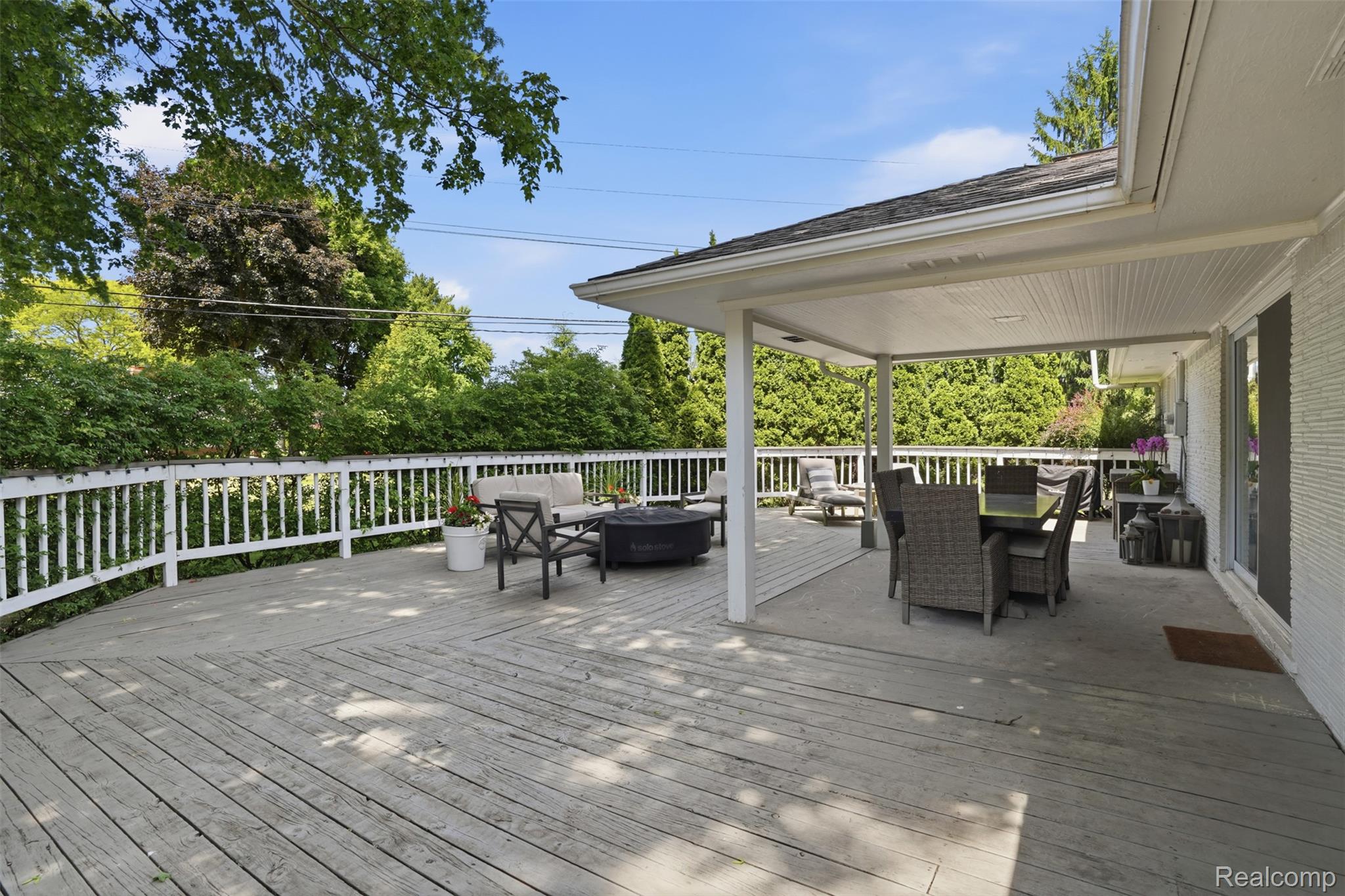 6998 Meadowlake Road Bloomfield Hills, MI 48301 - Photo 32 of 49 33_6998 meadowlake rd-33.jpg