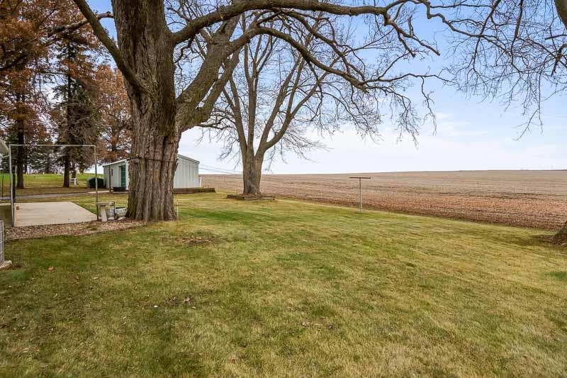 1993 South Bolton Road Freeport, IL 61032 - Photo 40 of 50