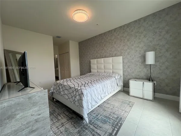 $3,750 | 8001 Northwest 41st Street, Unit 406, Doral, FL 33166