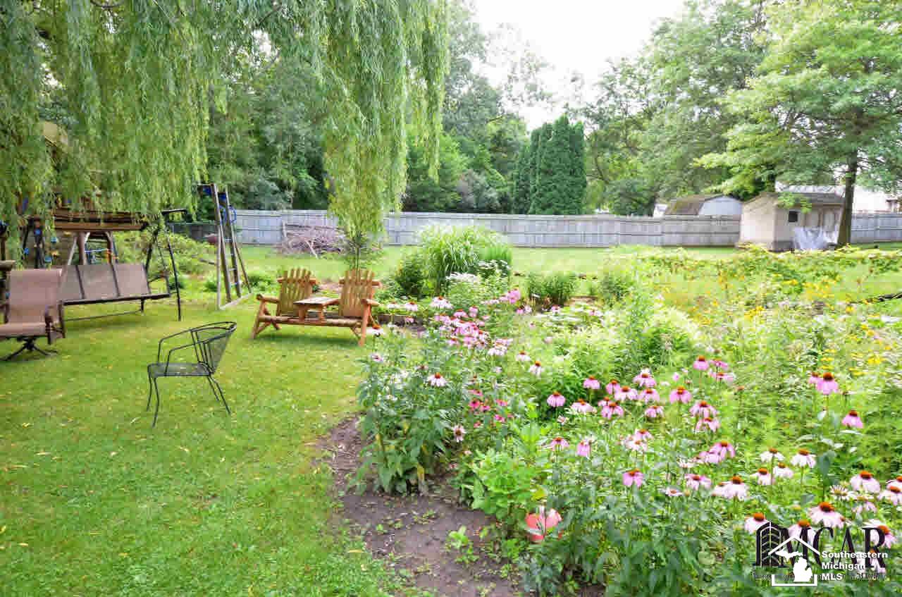 7348 Danforth Road Temperance, MI 48182 - Photo 29 of 30 Rear Yard