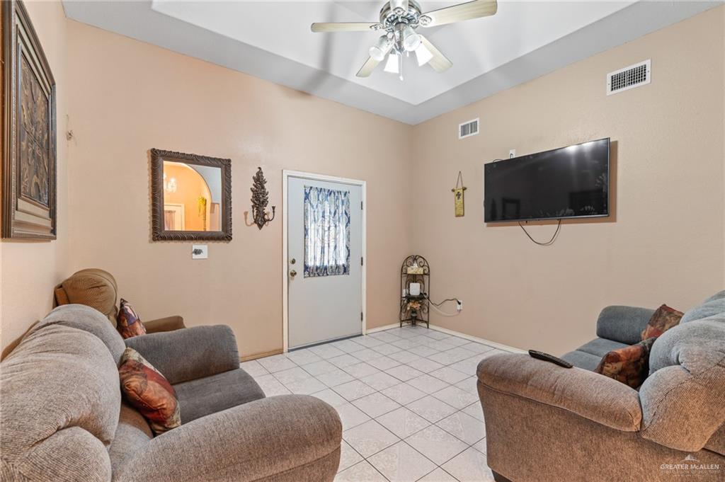 631 Toppenish Street Rio Grande City, TX 78582 - Photo 4 of 15