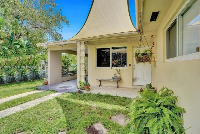 $729,000 | 8347 East Dixie Highway, Miami, FL 33138