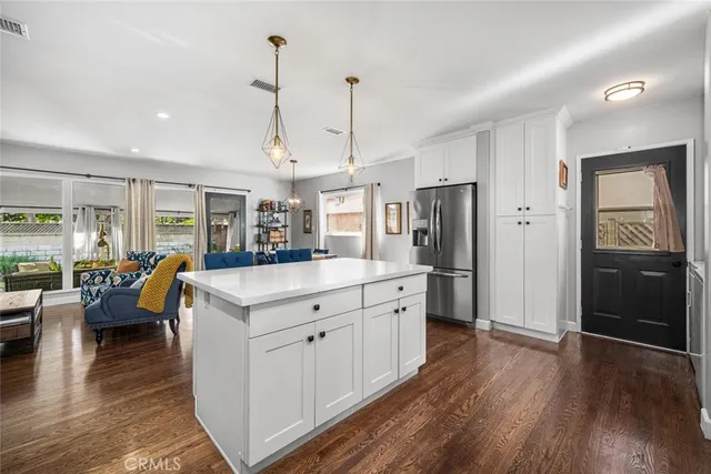 $1,190,000 | 6110 East Walton Street, Long Beach, CA 90815