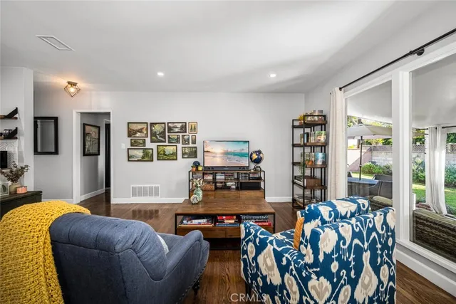 $1,190,000 | 6110 East Walton Street, Long Beach, CA 90815